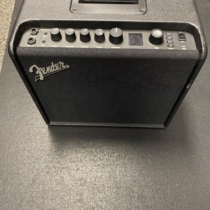 Fender Mustang Lt15
