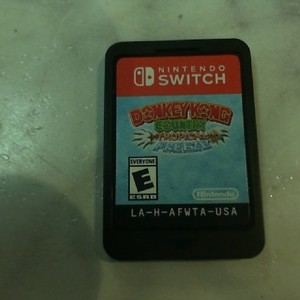 DONKEY KONG TROPICAL FREEZE 
