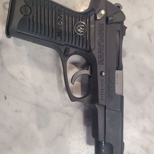 RUGER P85