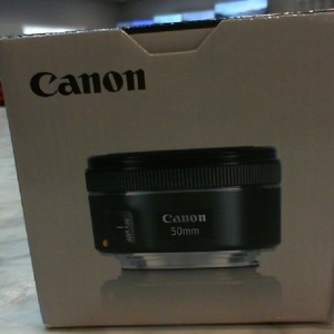 CANON 50MM LENS